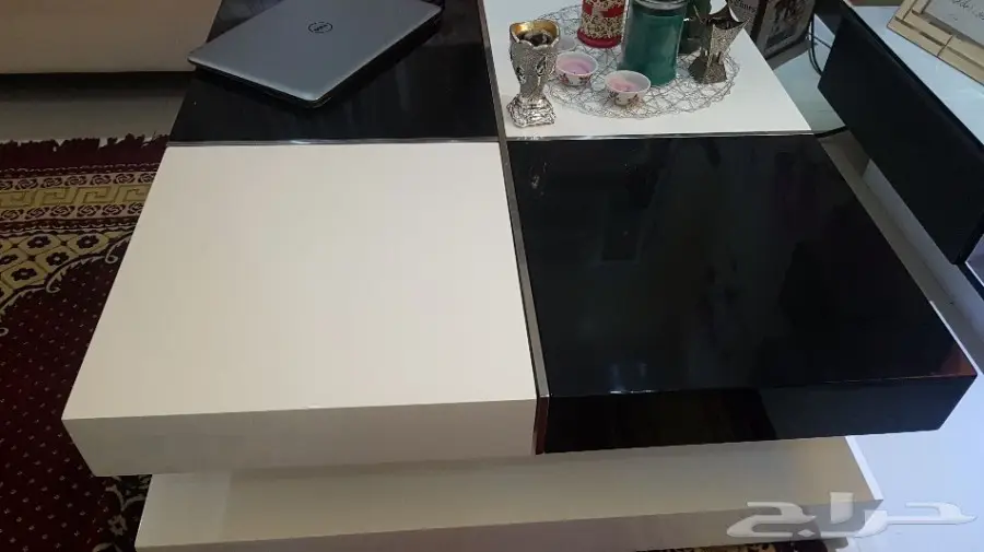 سرير واثنين كميدينه وطاولةرئيسية وكنبتين  (image 4)