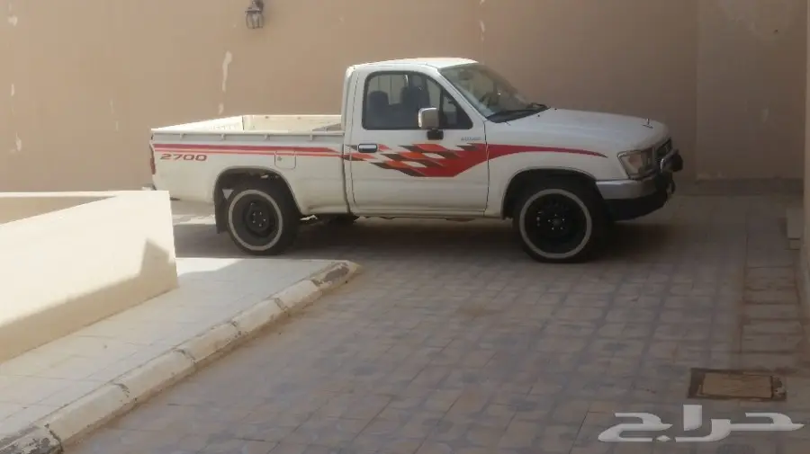 للبيع هايلكس عاجلا 