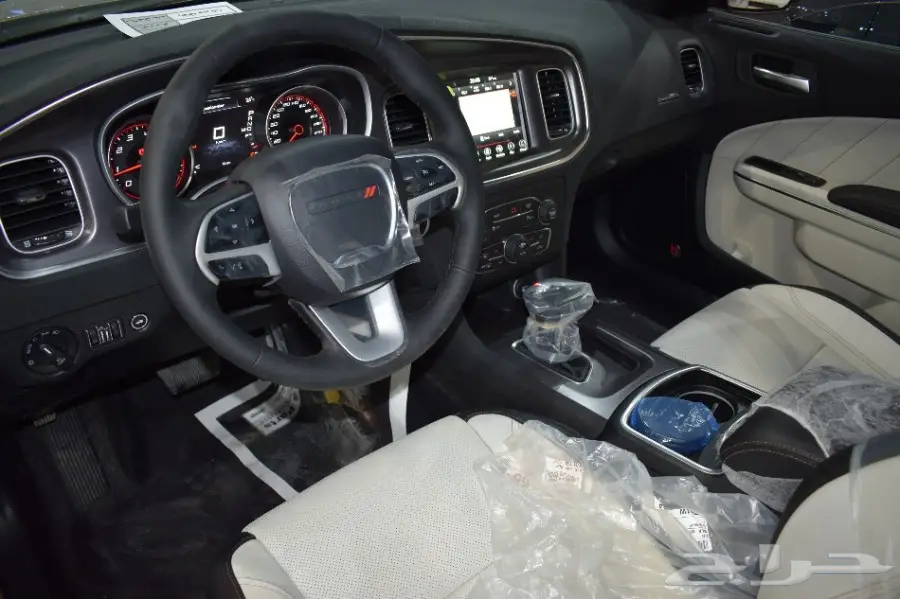 تشارجر SXT 3 2018 - فرصة لا تعوض! (image 13)