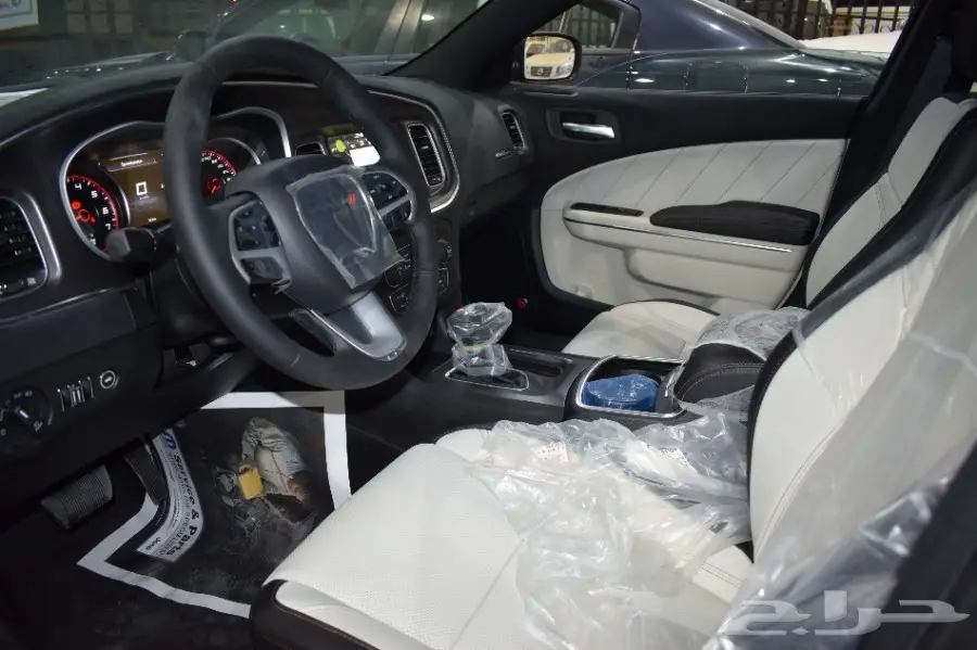 تشارجر SXT 3 2018 - فرصة لا تعوض! (image 16)