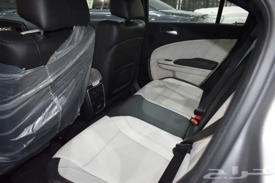 تشارجر SXT 3 2018 - فرصة لا تعوض! (image 18)