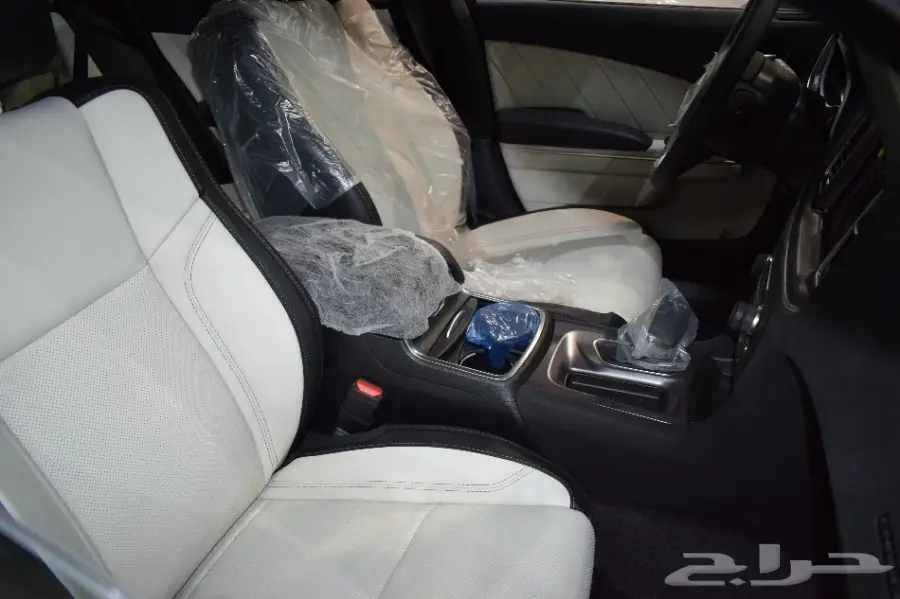 تشارجر SXT 3 2018 - فرصة لا تعوض! (image 23)