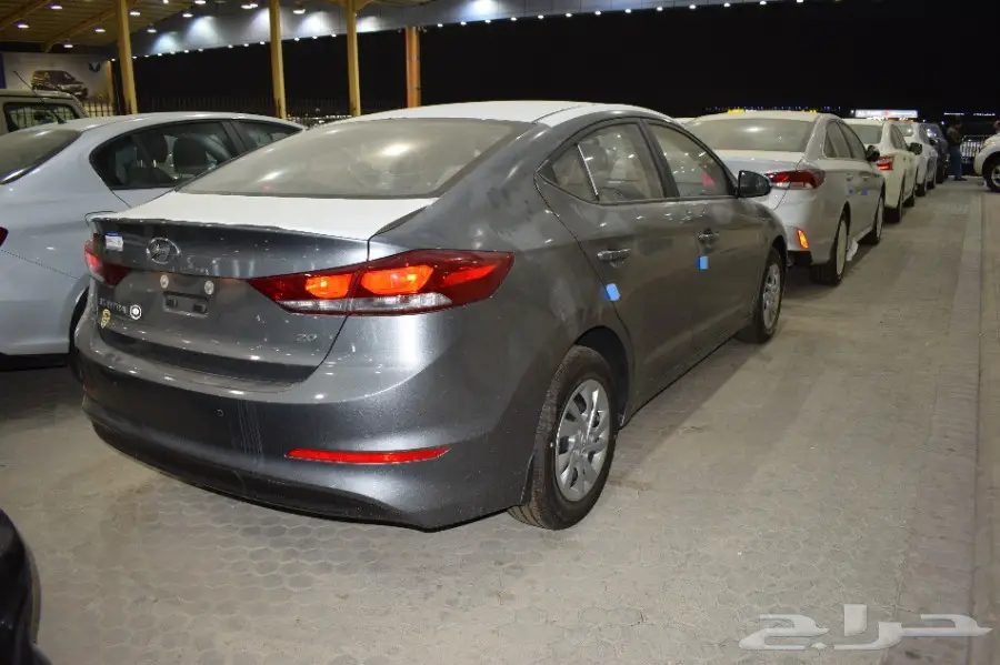 هونداي النترا 2.0 الوعلان استاندر 2018 (image 18)