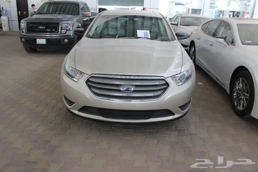   فورد تورس 2017استاندر4سلندر (image 2)