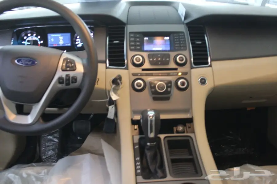   فورد تورس 2017استاندر4سلندر (image 4)