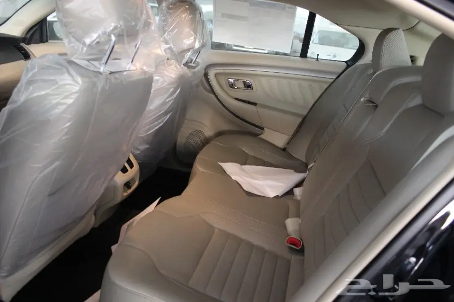   فورد تورس 2017استاندر4سلندر (image 7)