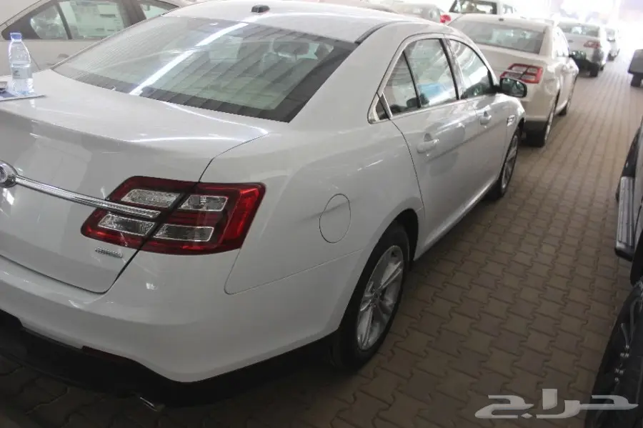   فورد تورس 2017استاندر4سلندر (image 10)