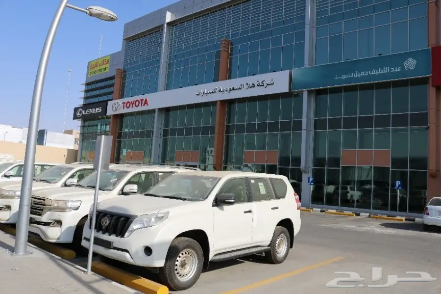 تويوتا كورولا استنادر اتوماتيك موديل 2018 (image 11)