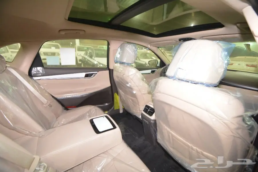 هيونداي ازيرا 2018 استاندر الوعلان 94 ألف (image 5)