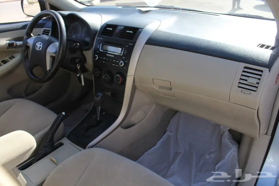 تويوتا كورولا XLI موديل 2013 (image 11)