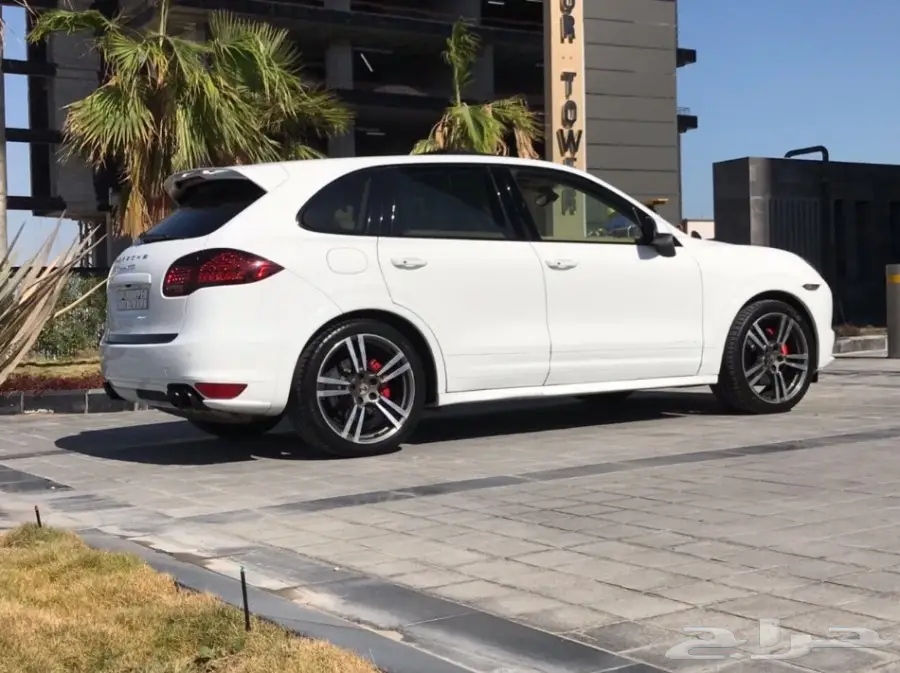 بورش كايين GTS 2013 (image 1)