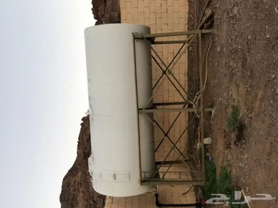 خزان ماء 12طن نظيف