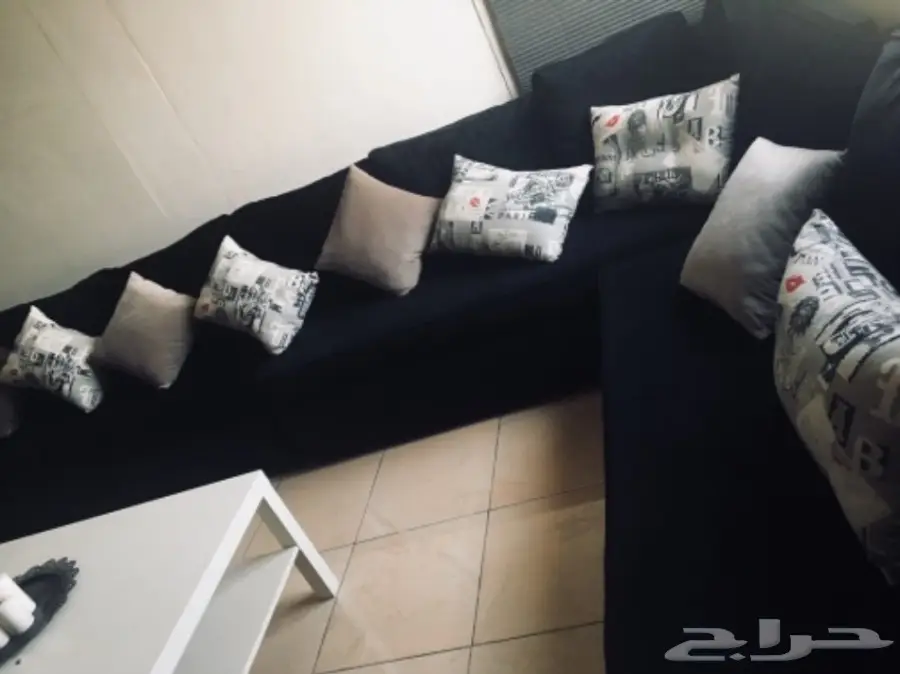 كنب اسود  للبيع  جدة 