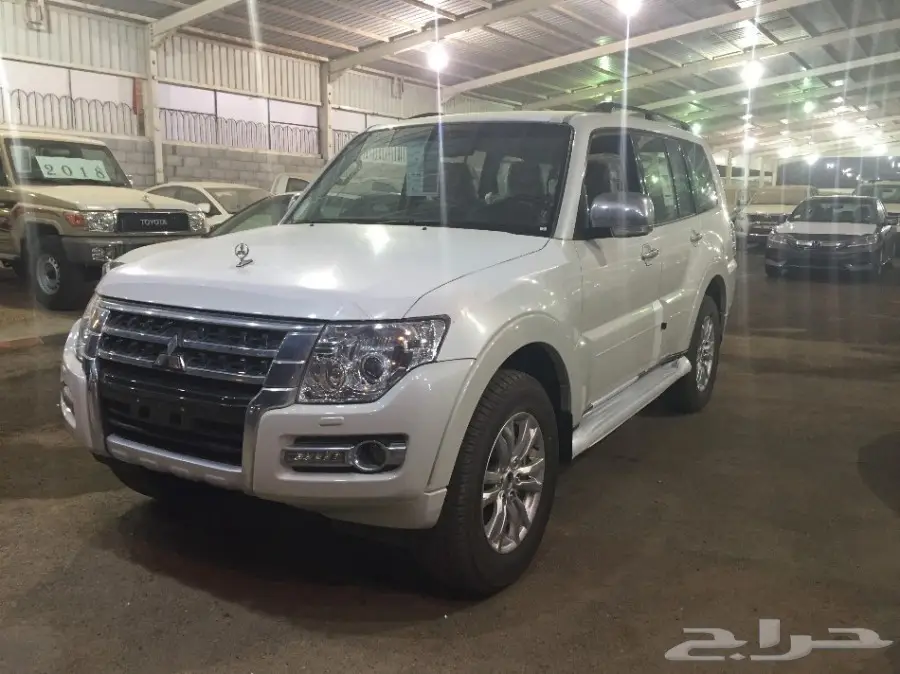 ميتسوبيشي باجيرو 2017 - فل كامل - خليجي - الحبتور (image 1)
