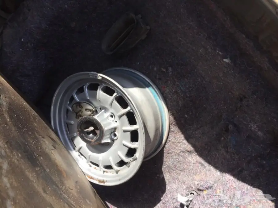 جنوط بنز بحالة الوكالة - فرصة لا تُفوّت! (image 1)