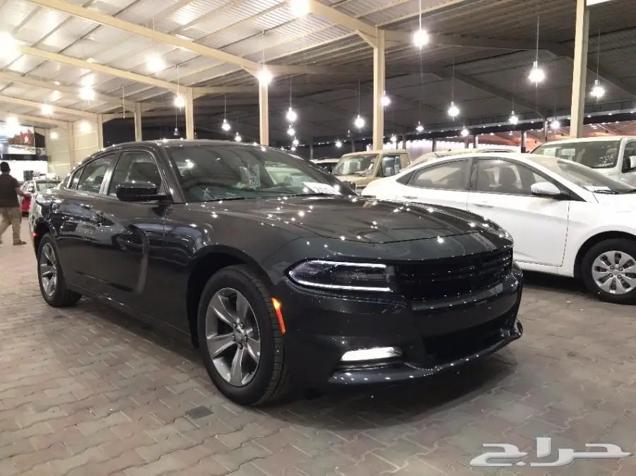 مطلوب شاحنة شارجر 2018 SXT PLUS - بحالة ممتازة! (image 2)