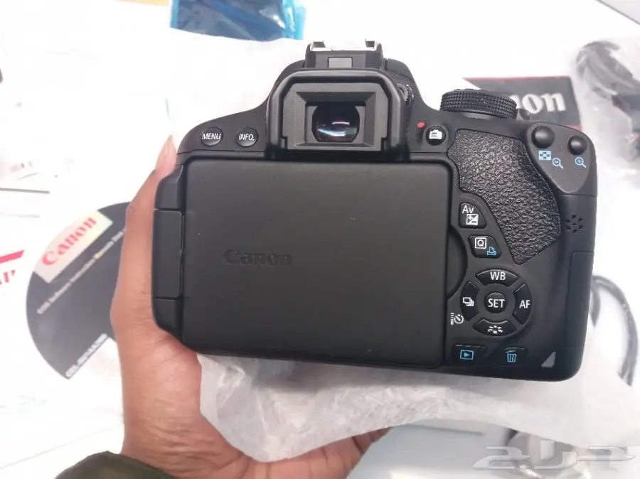 New Canon 700D for sell (image 2)