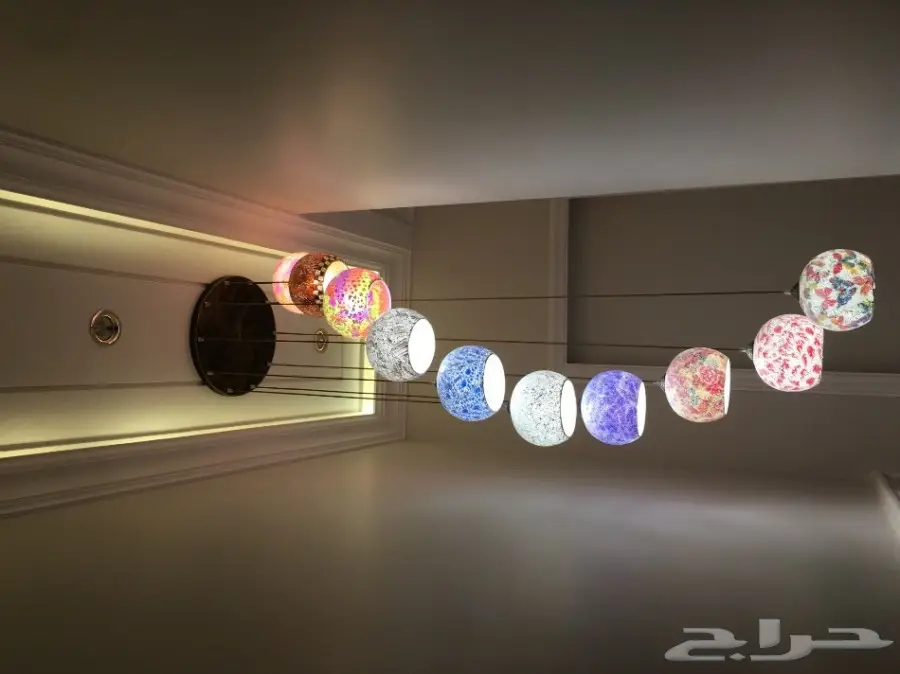 ثريا ملونة ديكورية