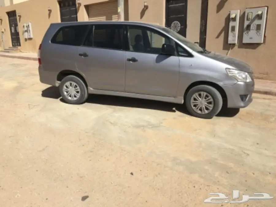 انوفا 2015 للبيع او البدل (image 1)