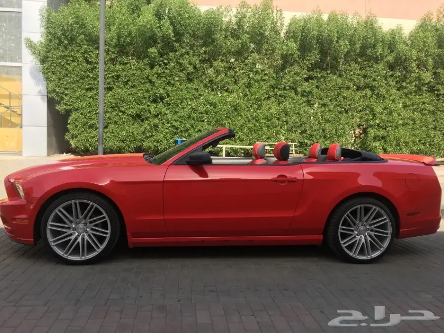 موستينج 2014 لون احمر  (image 4)