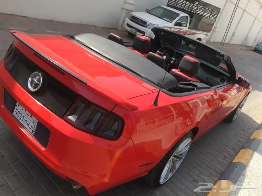 موستينج 2014 لون احمر  (image 7)