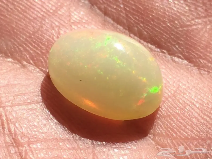 (مزاد مفتوح) حجر اوبال طبيعي فل فاير