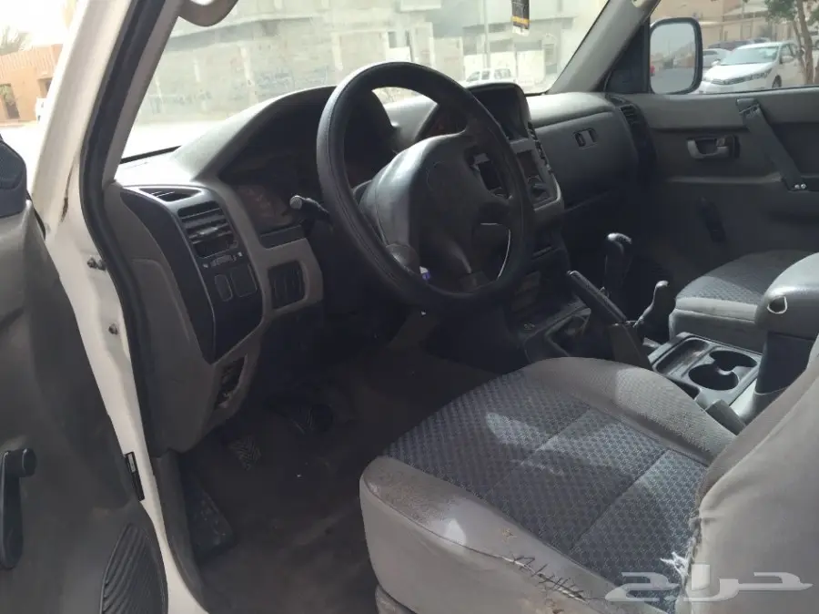 للبيع  باجيرو او للبدل ربع 2002 (image 3)