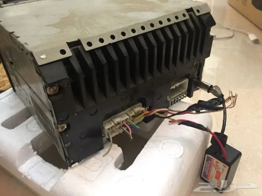 مسجل كرولا 2002 الى 2006 اصلي للبيع  (image 1)