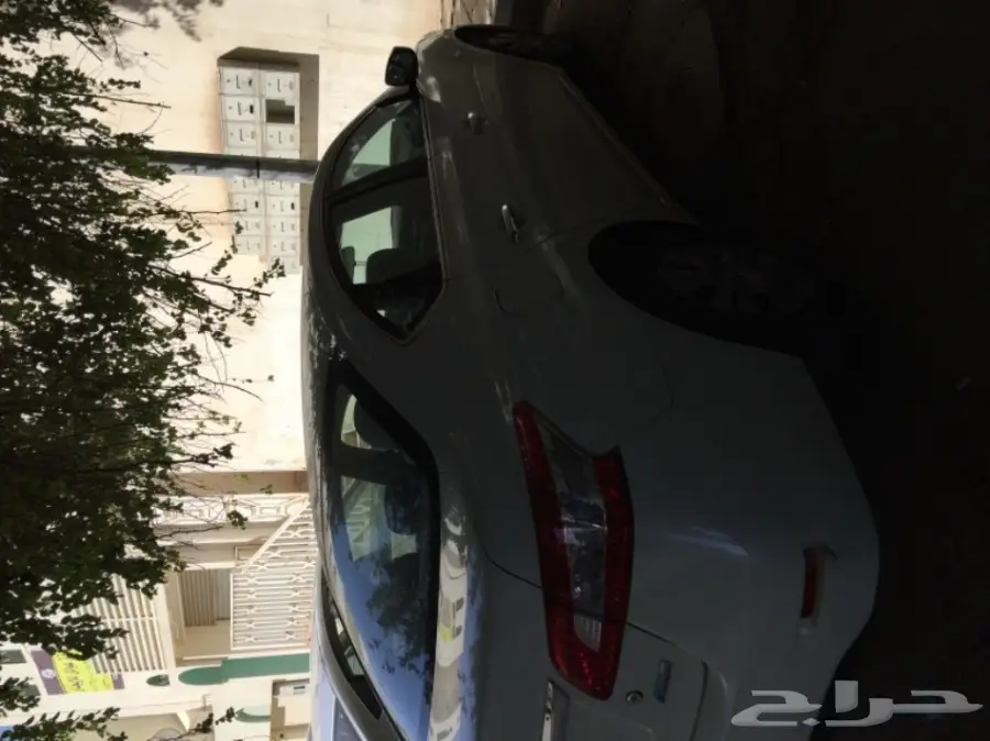 سيارة للبيع نيسان سنترا (image 1)