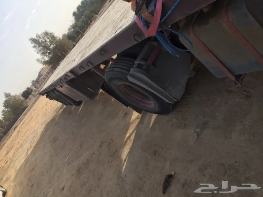 للبيع اكسور 2003 مع السطحه  (image 1)