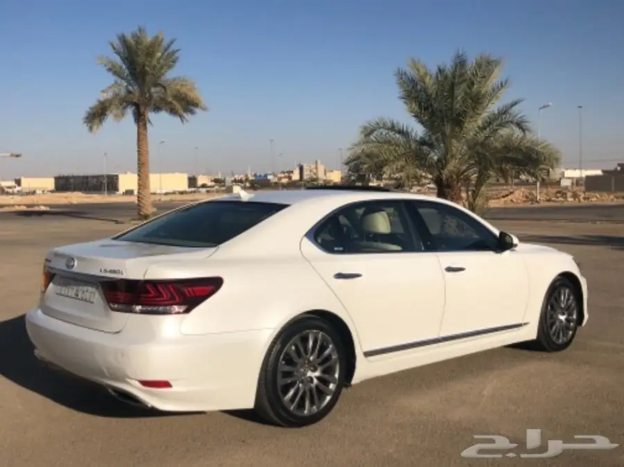 لكزس 460 لارج 2013 لؤلؤي نظيفه  (image 1)