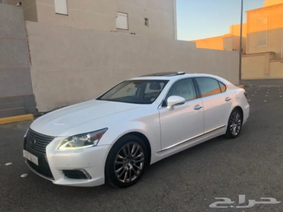 لكزس 460 لارج 2013 لؤلؤي نظيفه  (image 11)