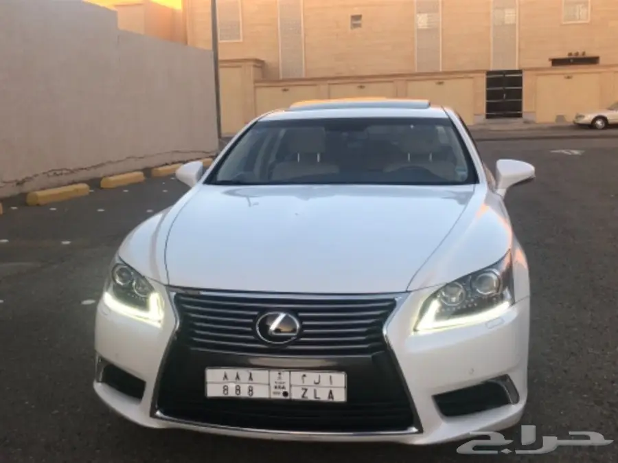 لكزس 460 لارج 2013 لؤلؤي نظيفه  (image 12)