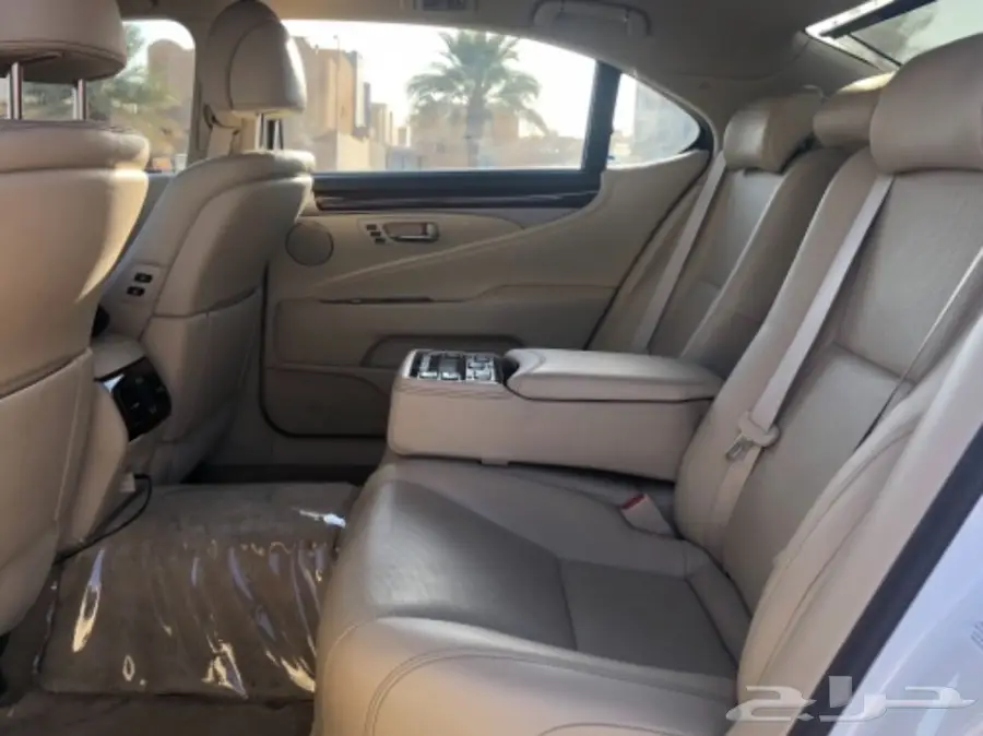 لكزس 460 لارج 2013 لؤلؤي نظيفه  (image 14)