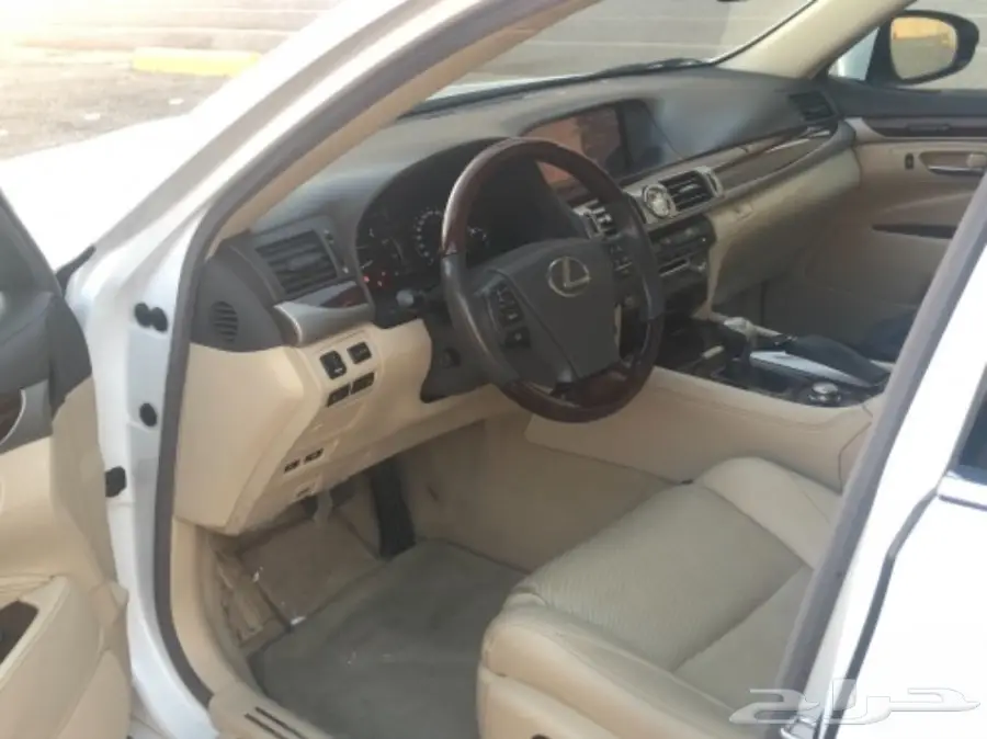 لكزس 460 لارج 2013 لؤلؤي نظيفه  (image 23)