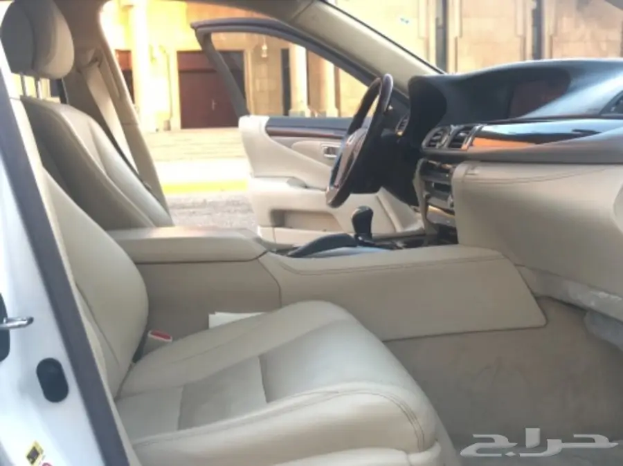 لكزس 460 لارج 2013 لؤلؤي نظيفه  (image 26)