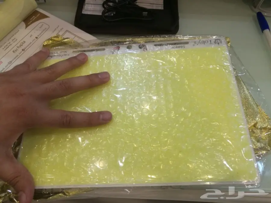 لمبة سنارة أكبر حجم 