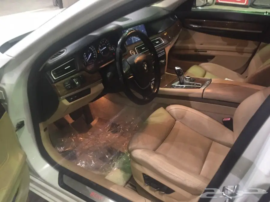 بي ام 2009 ابيض فل كامل 740 شاشات خلفيه للبدل (image 2)