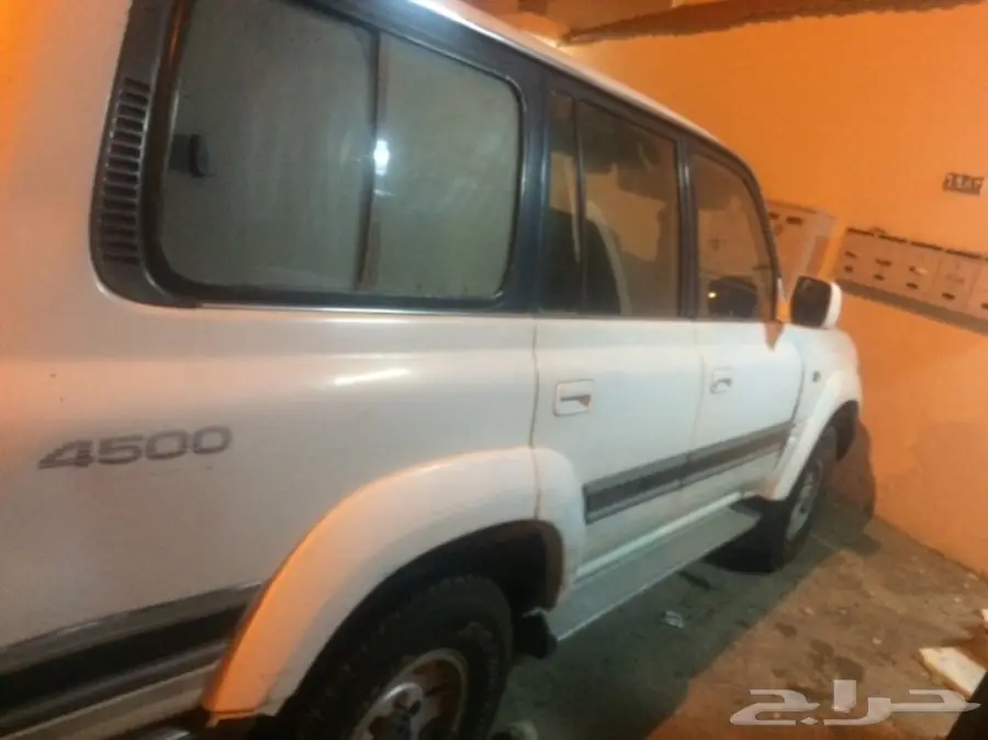 جيب  صالون  تويوتا جي اكس موديل1991 