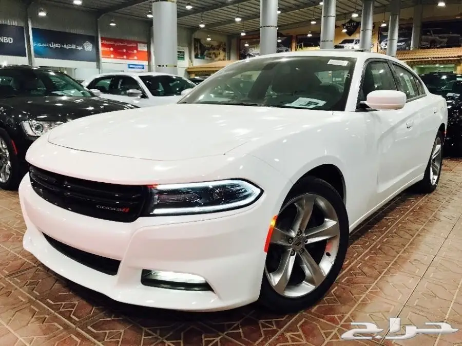 تشارجر - SXT 3 - فتحه جلد زينون - 2018 -سعودي (image 16)