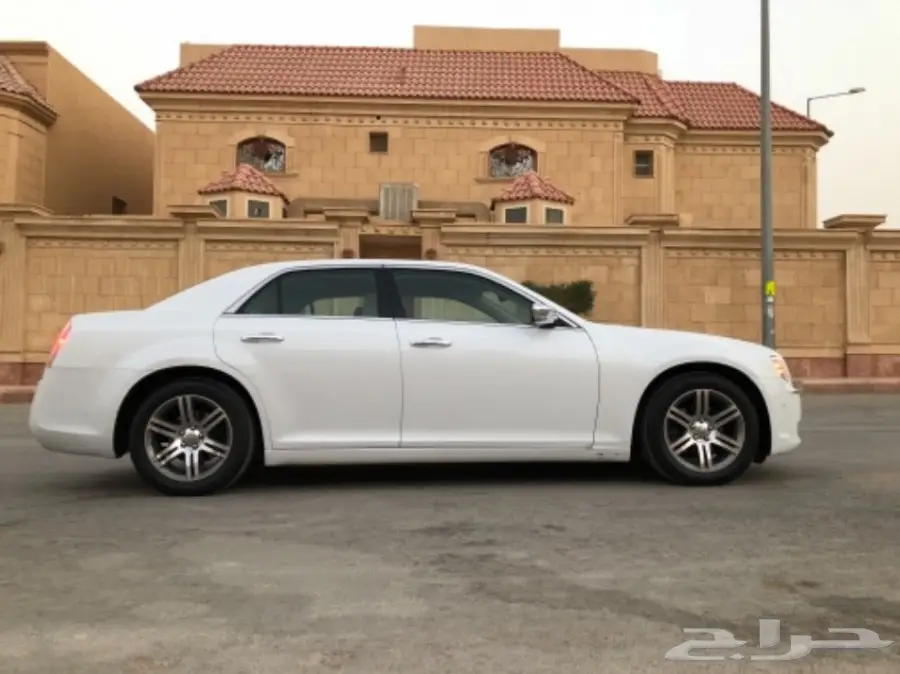 كرايسلر 2013 قمه في النظافه  (image 1)