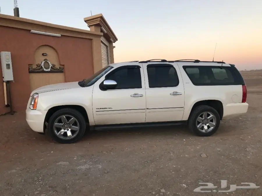 جمس يوكن 2013 سعودي فل كامل XL بدون دبل 