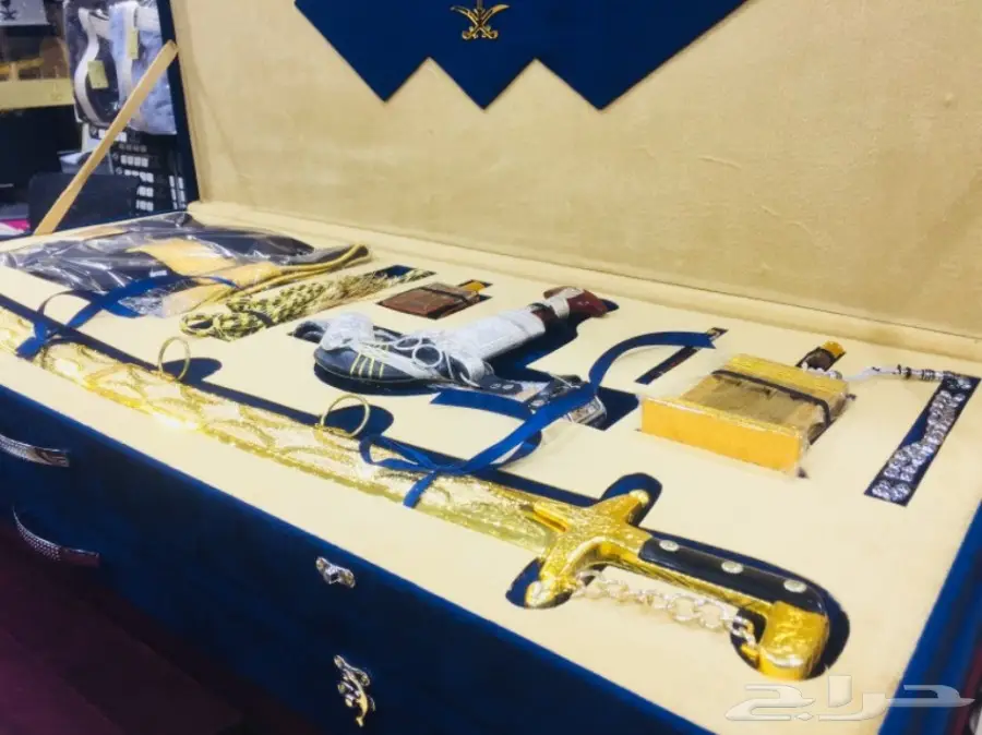 طقم هدية يجمل بكل تفاصيله ومكوناته شاهد الصور (image 11)