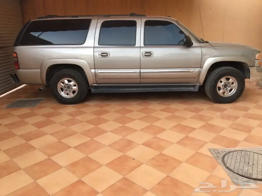 سوبرمان للبيع 2003 ذهبي