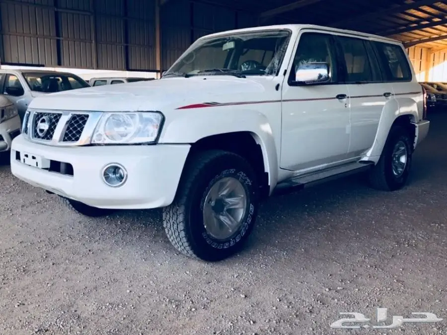 نيسان باترول فتك سفاري 2017 فل كامل خليجي (image 1)