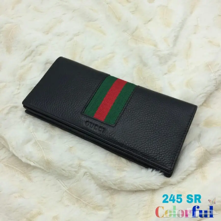 محافظ رجالية ماركات (image 8)