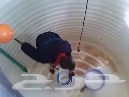 متخصصين في تنظيف الخزانات الارضيه والفيبر  (image 1)