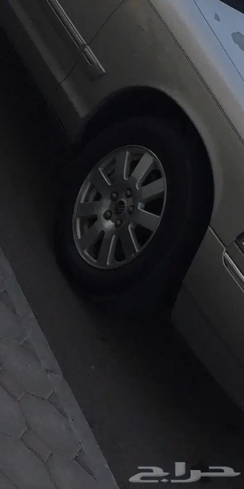 جنوط فورد ماركيز بالكفر للبيع العدد اربع 