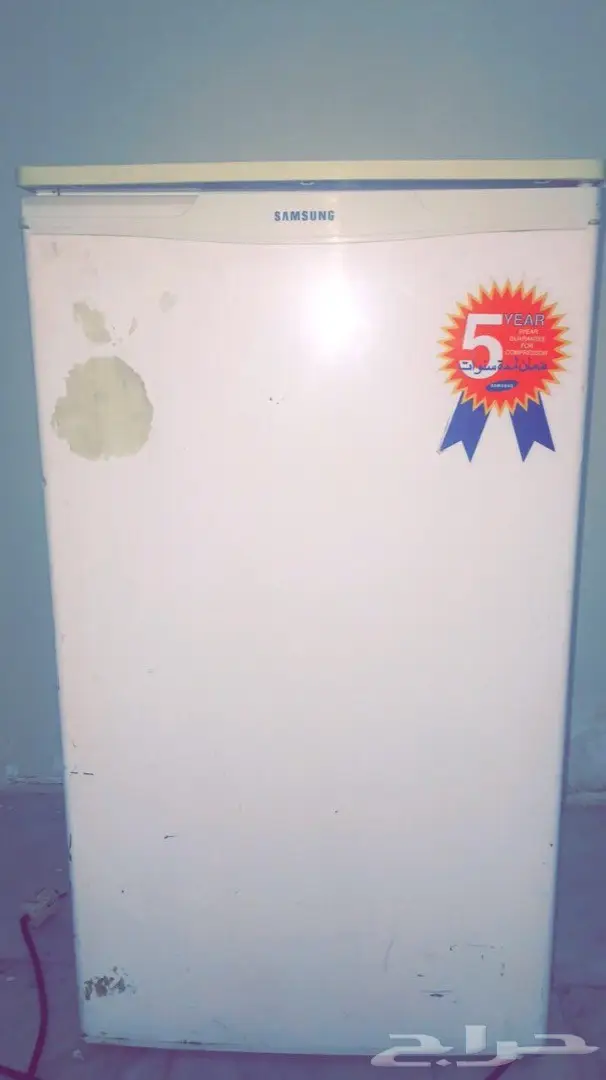 ثلاجة للبيع 