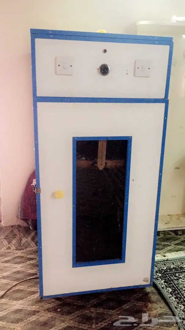 فقاسه للبيع